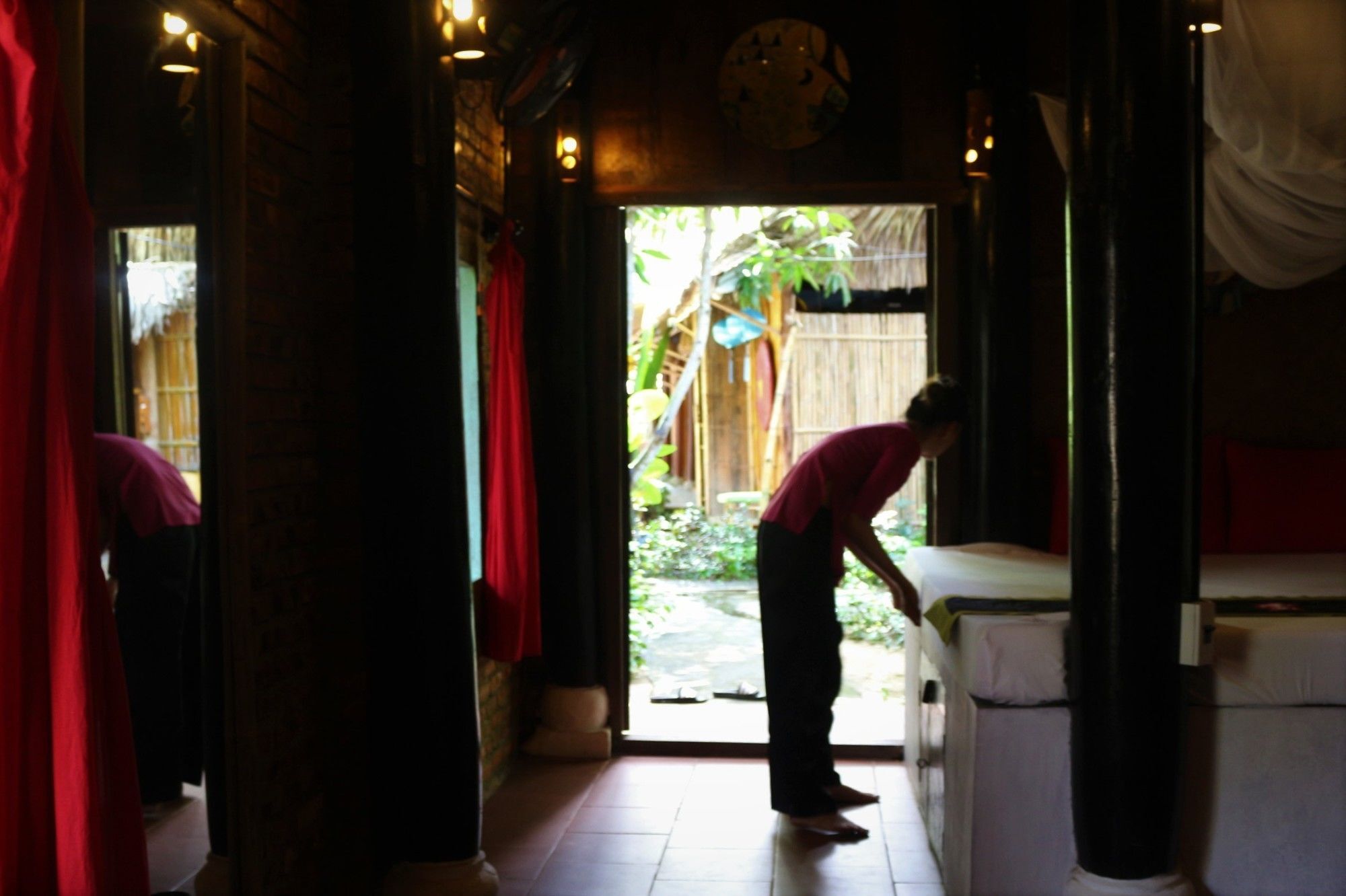 Under The Coconut Tree Hotel ฮอยอัน ภายนอก รูปภาพ